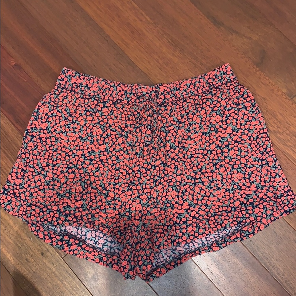 Garage parachute shorts